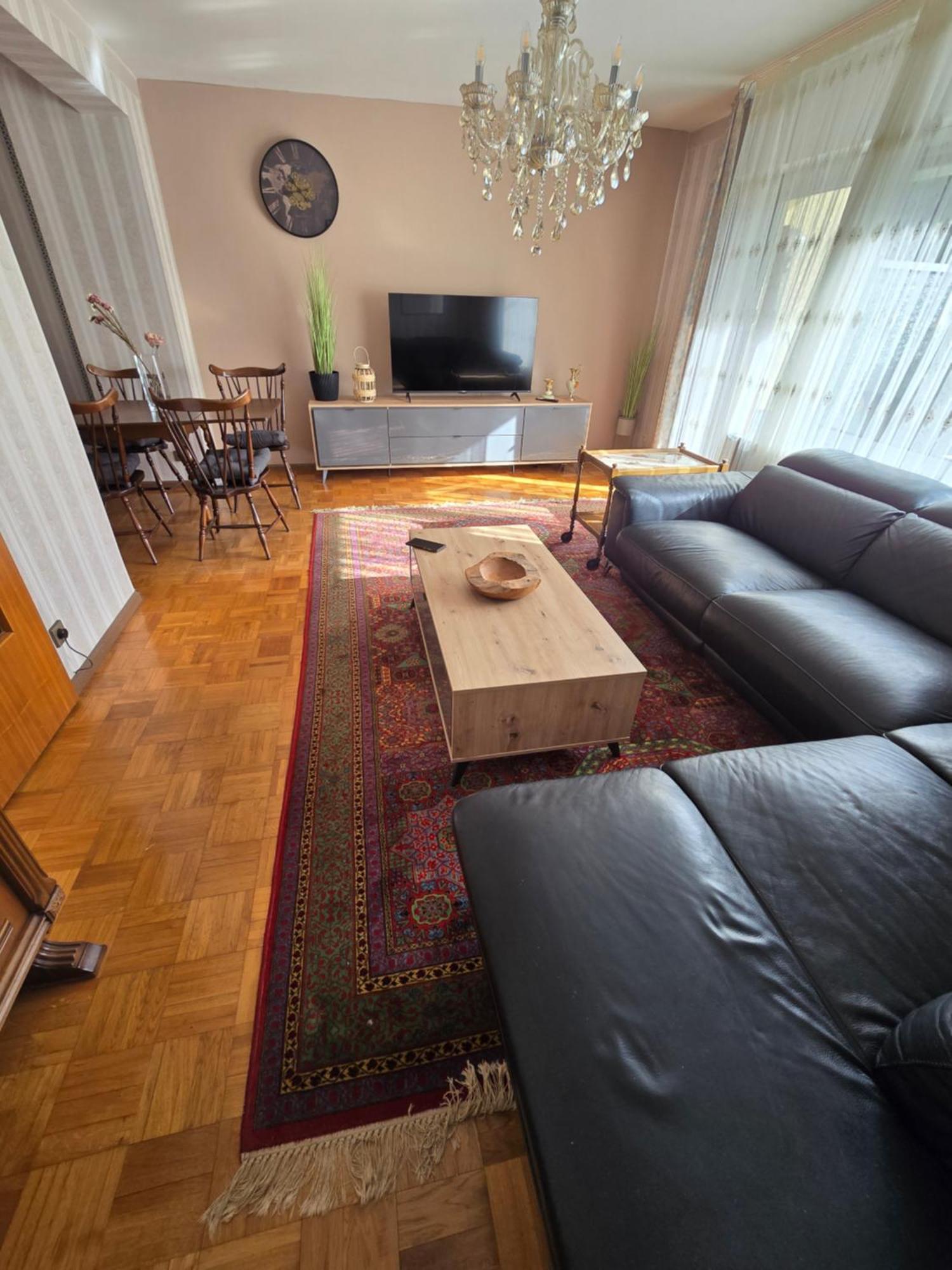 Sarahs Apartment